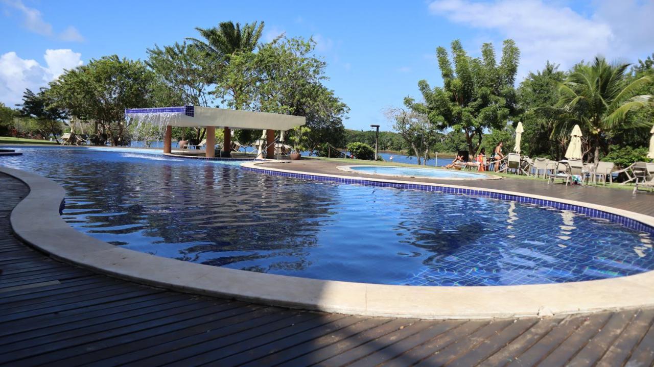 Apartamento Espetacular Na Melhor Praia Da Bahia, Guarajuba E Uma Das Unicas Praias Com Selo Azul Do Brasil -Luxo, Lazer, Diversao E Tranquilidade! Projetado Para Que Voce Tenha A Melhor Experiencia Em Hospedagem - Condominio Tipo Resort, O Mais Proc Camacari Bagian luar foto