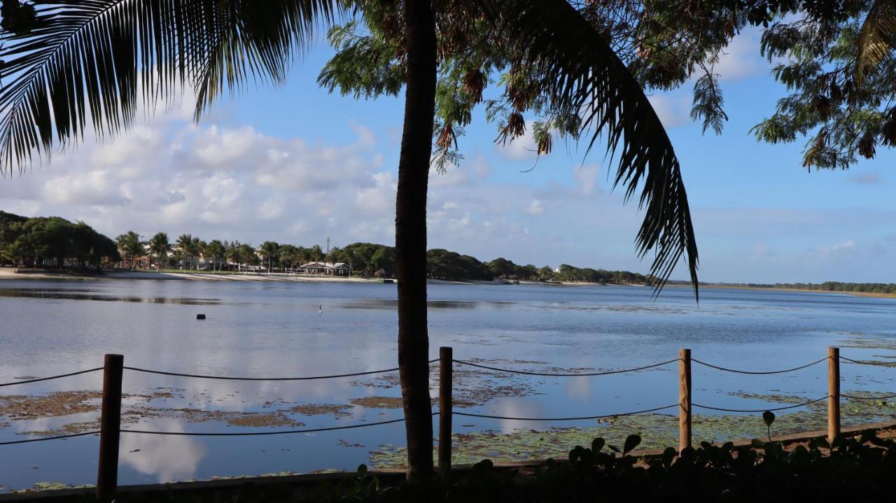 Apartamento Espetacular Na Melhor Praia Da Bahia, Guarajuba E Uma Das Unicas Praias Com Selo Azul Do Brasil -Luxo, Lazer, Diversao E Tranquilidade! Projetado Para Que Voce Tenha A Melhor Experiencia Em Hospedagem - Condominio Tipo Resort, O Mais Proc Camacari Bagian luar foto